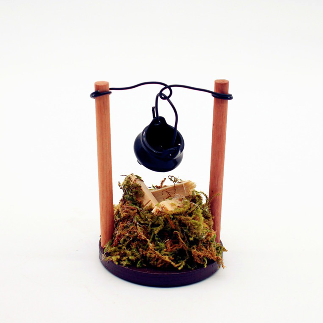 Mini Dollhouse Accessories – Handcrafted Furniture, Tools & More