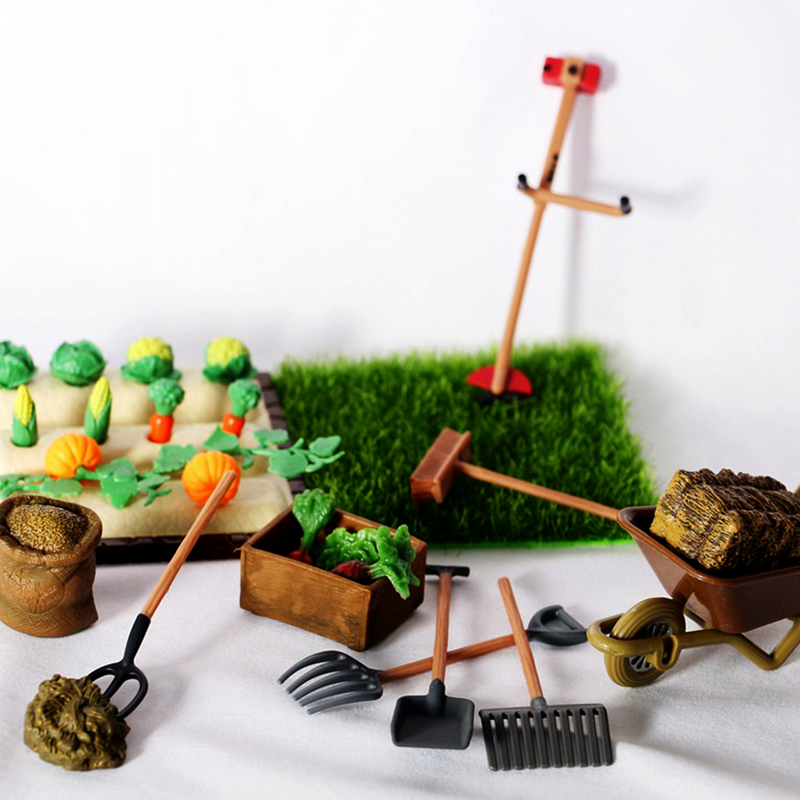Mini Dollhouse Accessories – Handcrafted Furniture, Tools & More